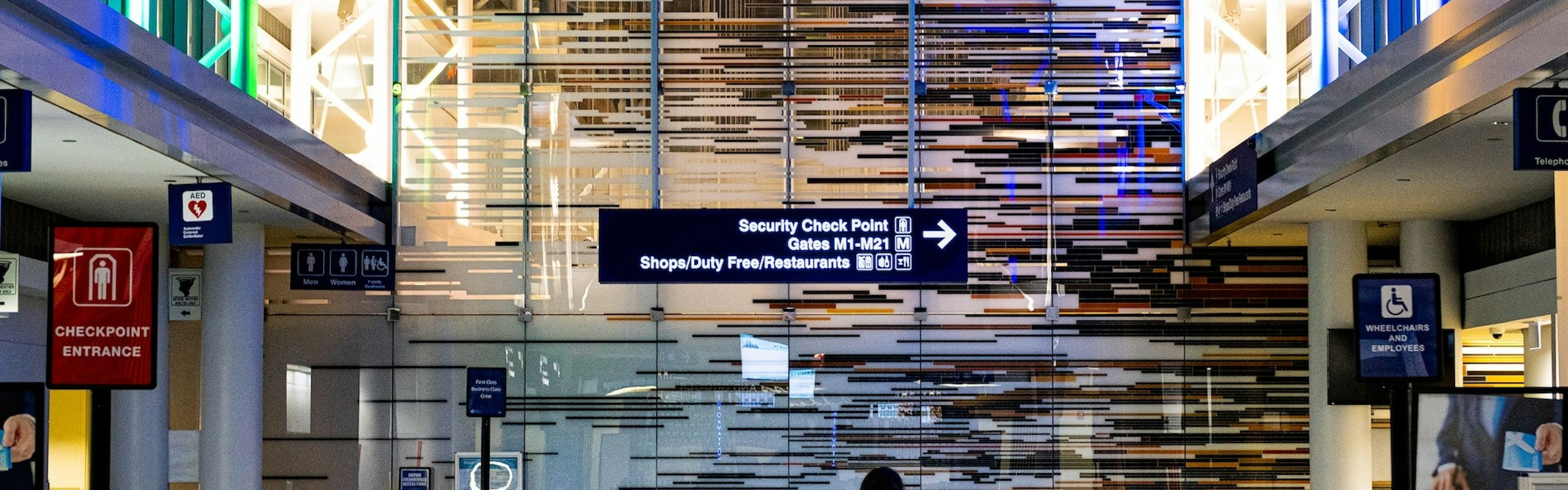 Cover Image for Gun in Your Bag at the Airport: Here's What You Need To Know